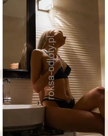 Iza -Blissful Massage