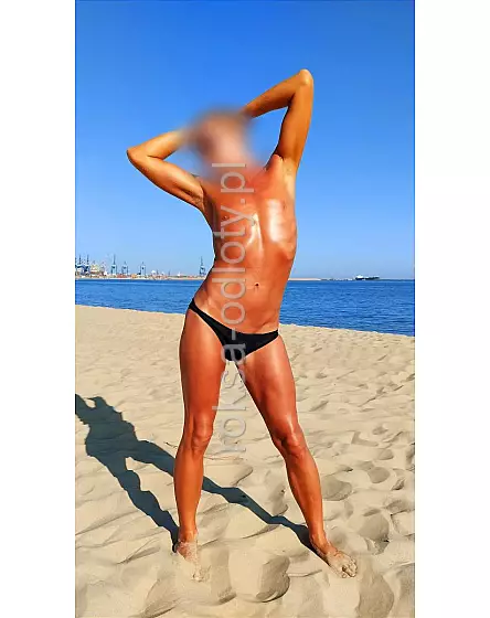 MIAMI LUXURY MODEL