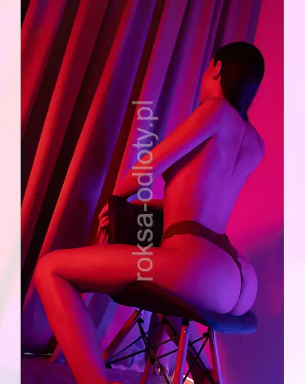 Mila -Cosmos Massage