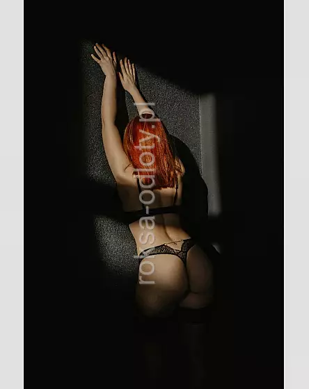 Rozpalająca Zmysły Lena