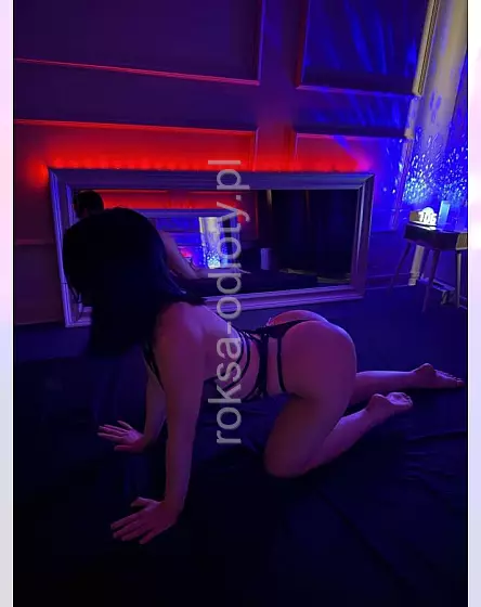 Luna erotic massage
