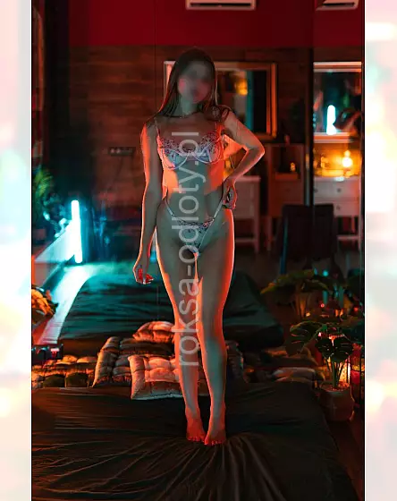 Stella -Blissful Massage